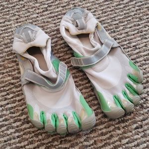 Vibram five fingers